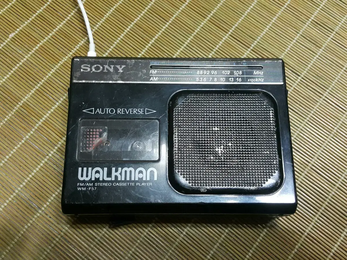 お買い得！】 SONY 魅力的な価格 カセットウォークマンWALKMAN